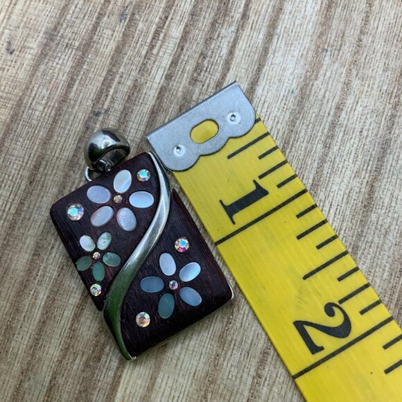 Lia Sophia Floral Wooden Jewel Slide Pendant - Picture 2 of 4